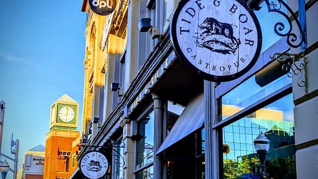 Tide and Boar Gastropub Moncton